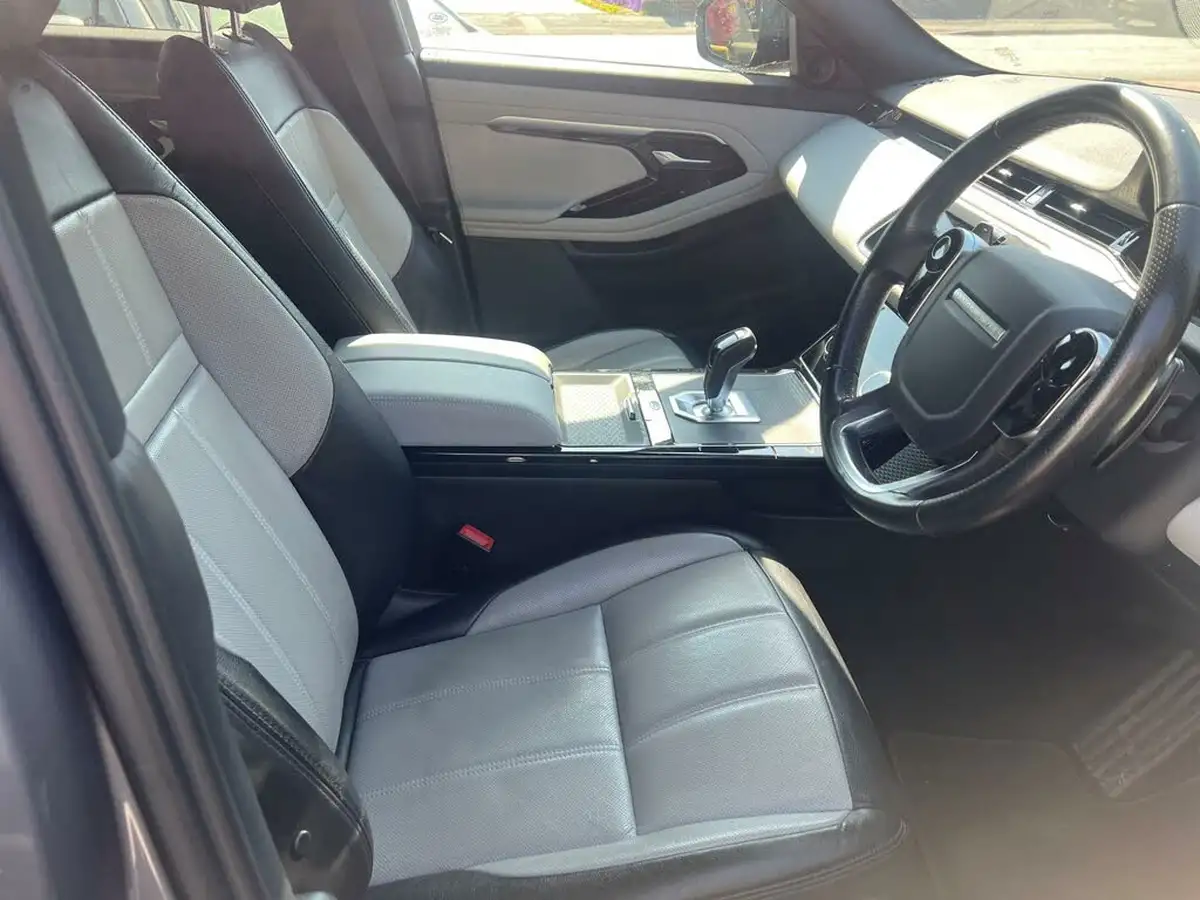 2021-land-rover-range-rover-evoque-15-p300e-r-dynamic-s-big-2