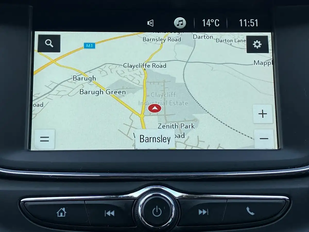 2020-vauxhall-astra-15-turbo-d-sri-vx-line-nav-big-27