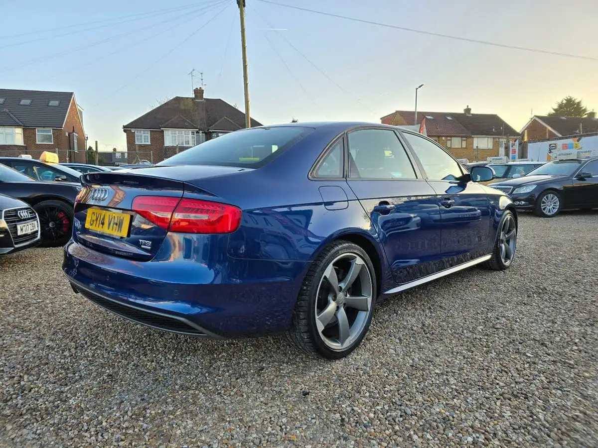 2014-audi-a4-20-quattro-black-edition-225ps-big-15