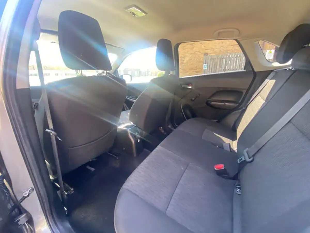 2016-suzuki-baleno-10-boosterjet-sz-t-big-22