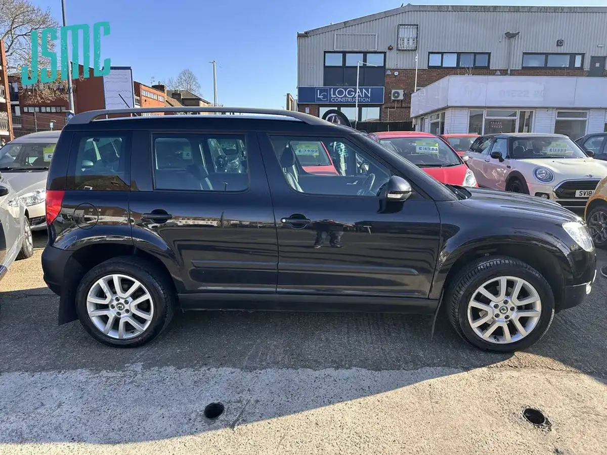 2013-skoda-yeti-20td-elegance-142ps-4x4-dsg-big-12