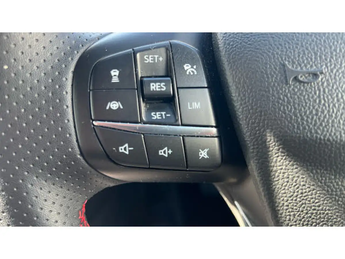 2024-ford-focus-10t-st-line-155ps-hatchback-powershift-big-29
