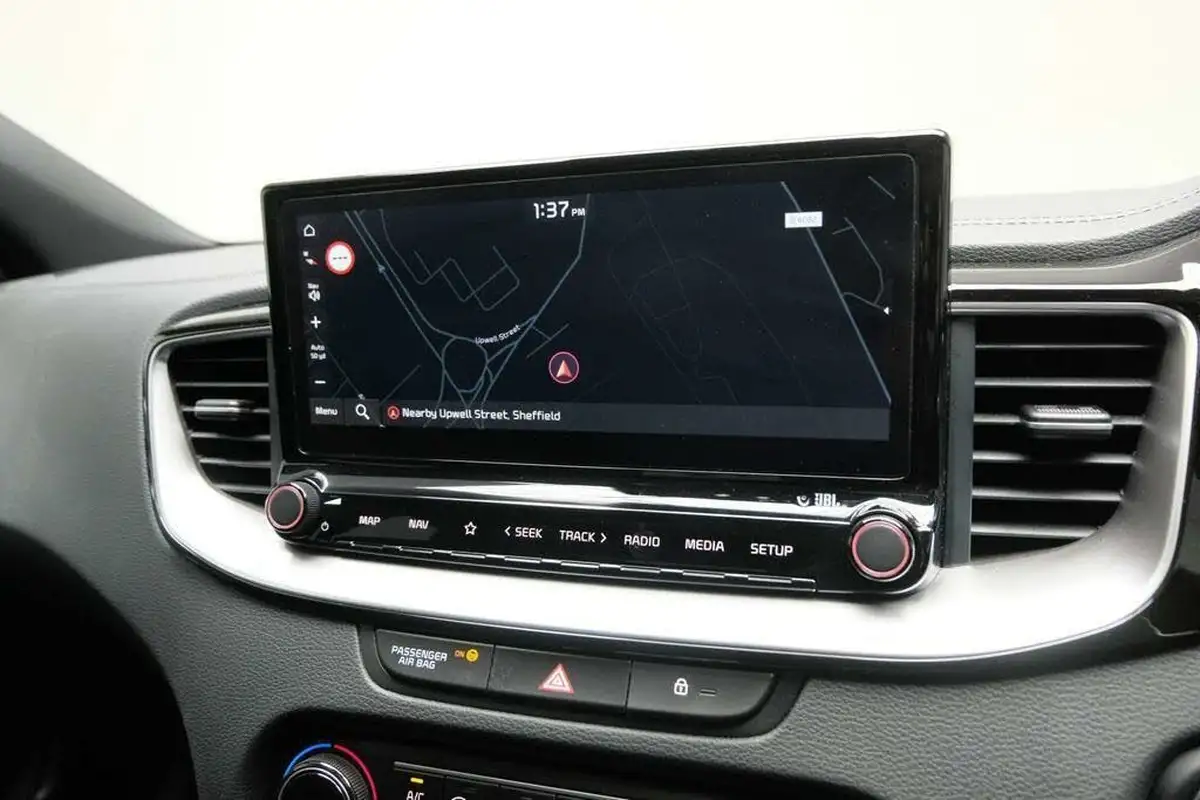 2024-kia-xceed-15-t-gdi-gt-line-s-158bhp-big-25
