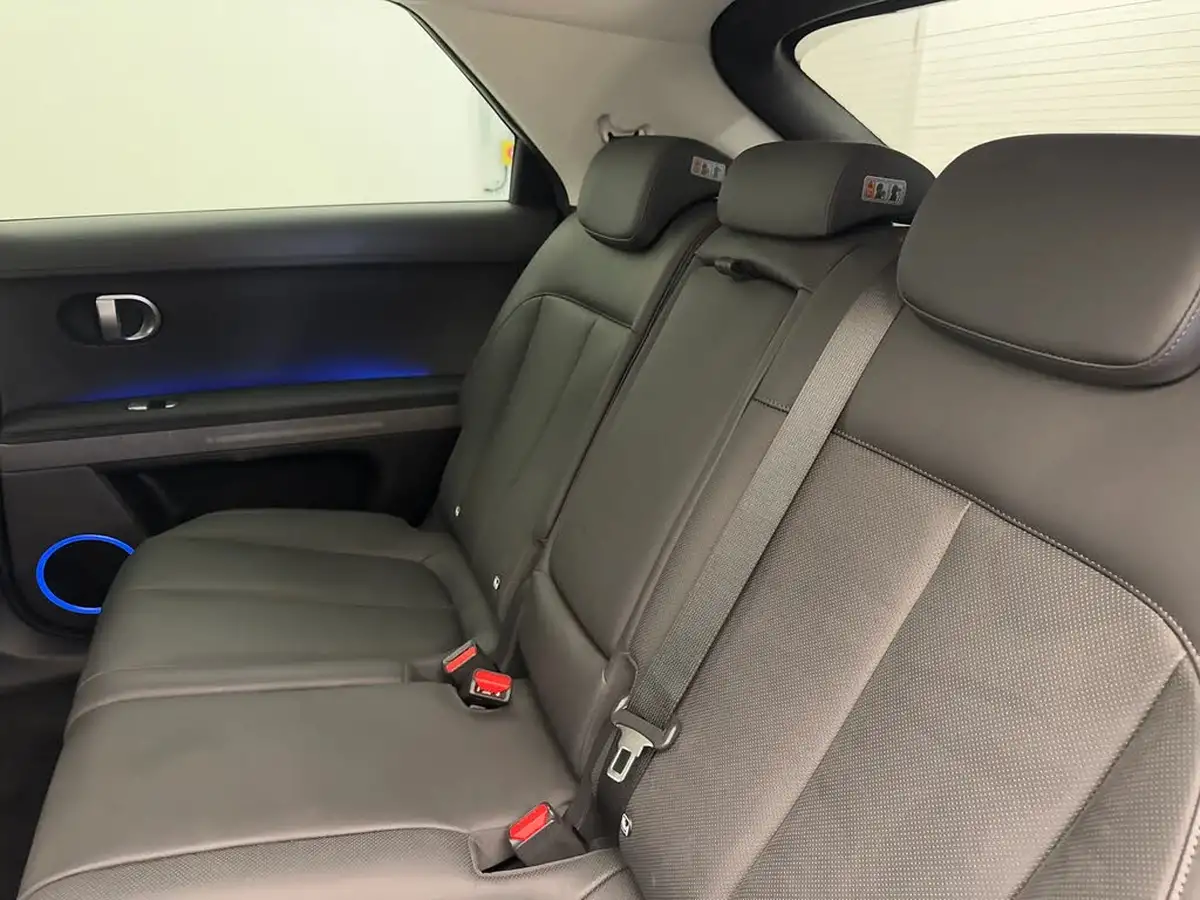 2023-hyundai-ioniq-5-e-ultimate-228ps-77kwh-rwd-big-12