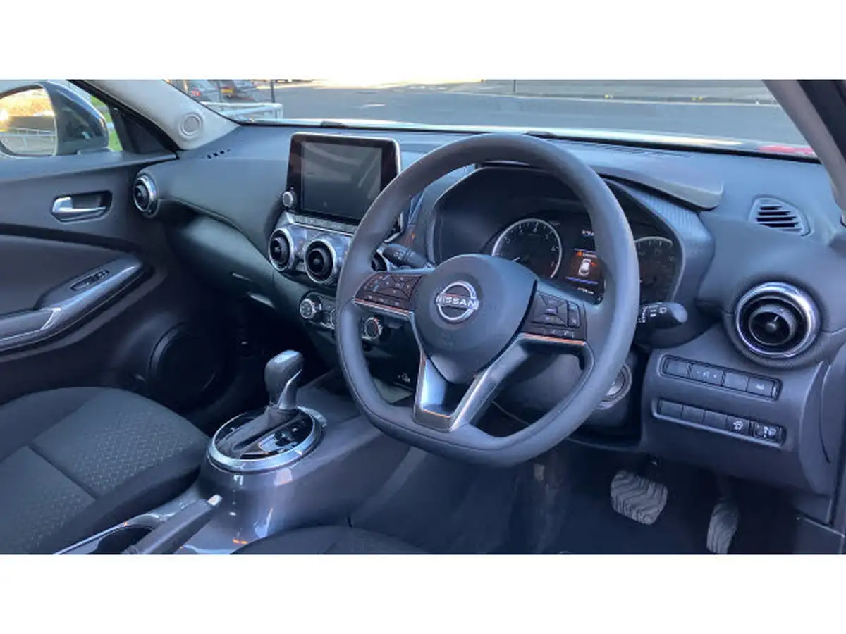 2023-nissan-juke-10-dig-t-acenta-dct-big-10
