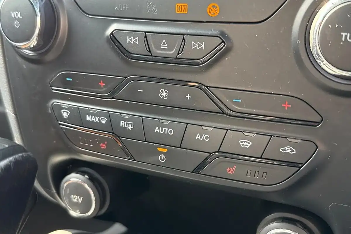 2018-ford-ranger-32td-wildtrak-auto-big-21
