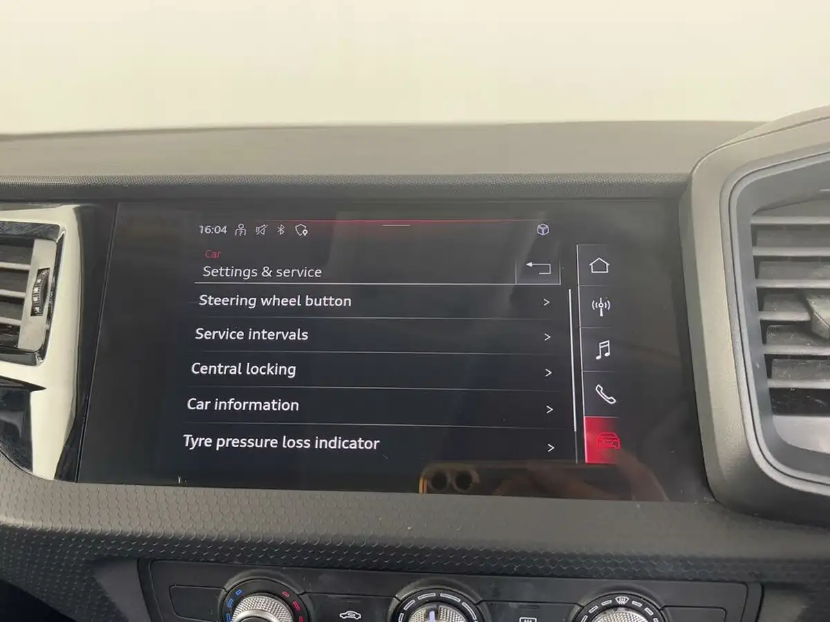 2021-audi-a1-10-25-tfsi-technik-big-57