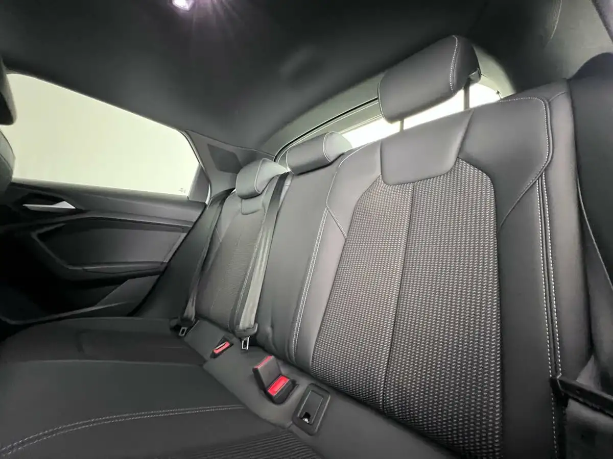 2022-audi-a1-15-35-tfsi-s-line-big-14