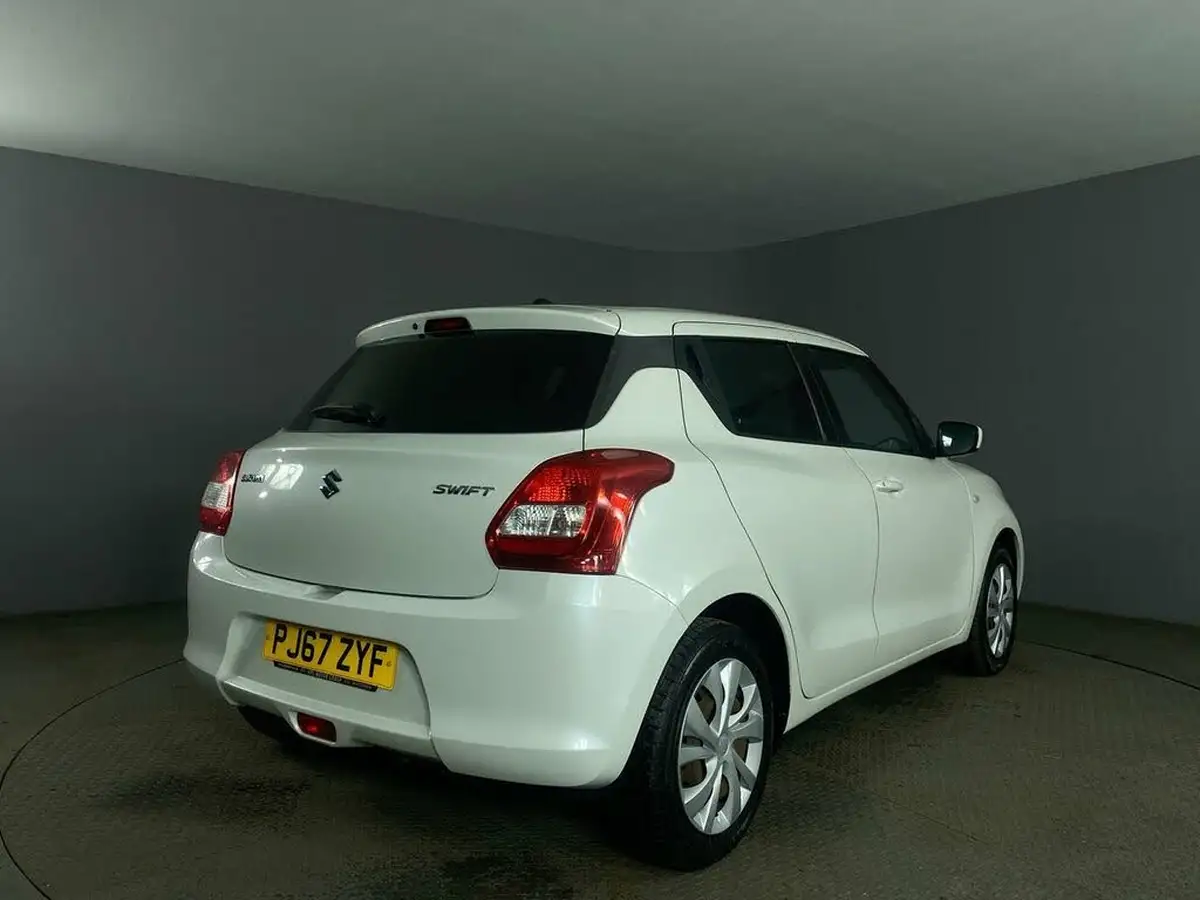 2017-suzuki-swift-12-dualjet-sz3-big-7