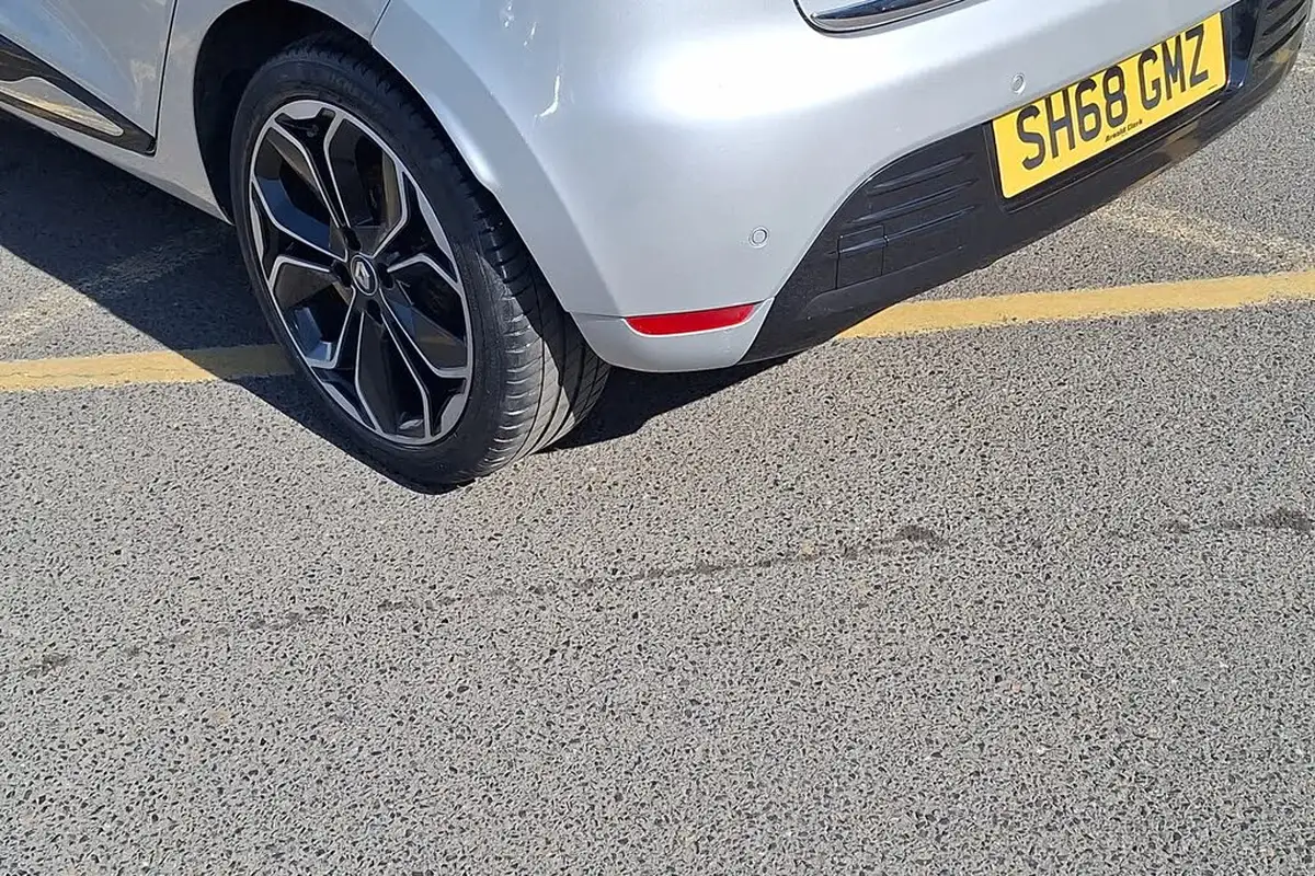 2018-renault-clio-09-tce-iconic-75ps-big-20
