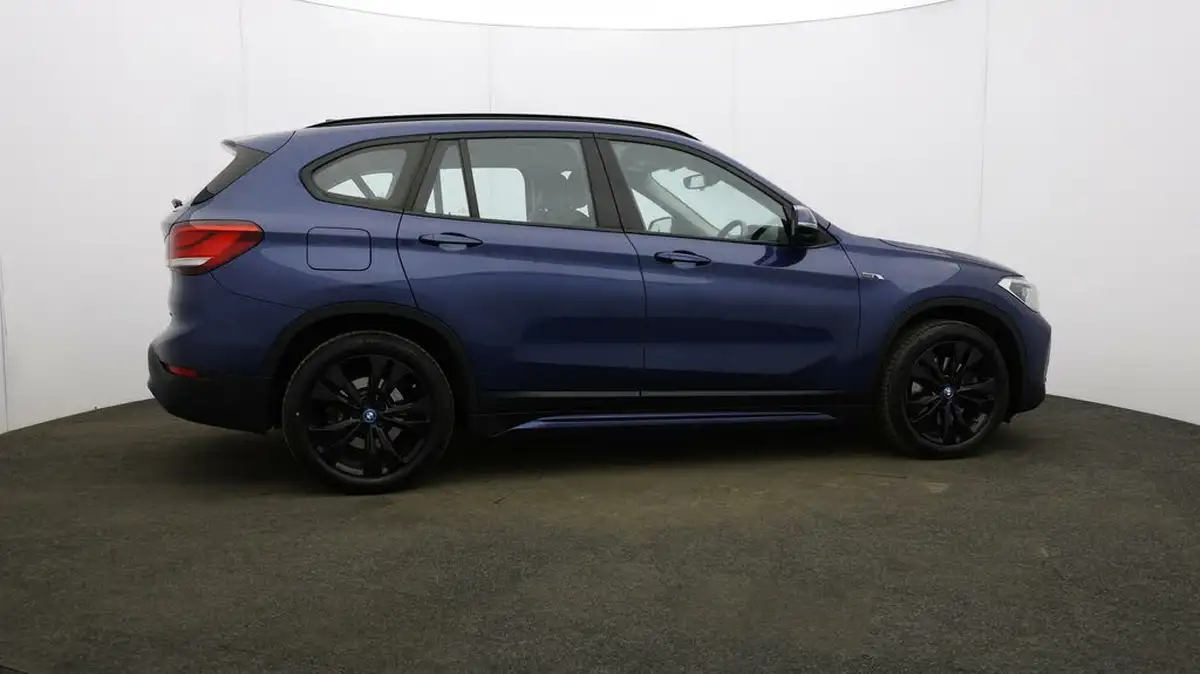 2022-bmw-x1-15-xdrive-25e-phev-sport-big-48