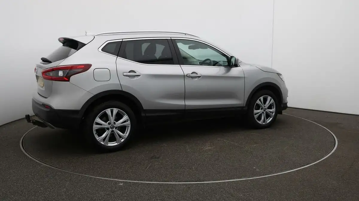 2018-nissan-qashqai-12-dig-t-n-connecta-big-44