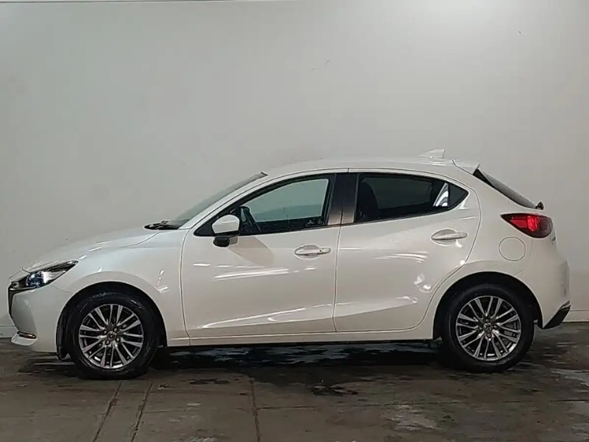 2022-mazda-mazda2-15-e-skyactiv-g-gt-sport-big-3