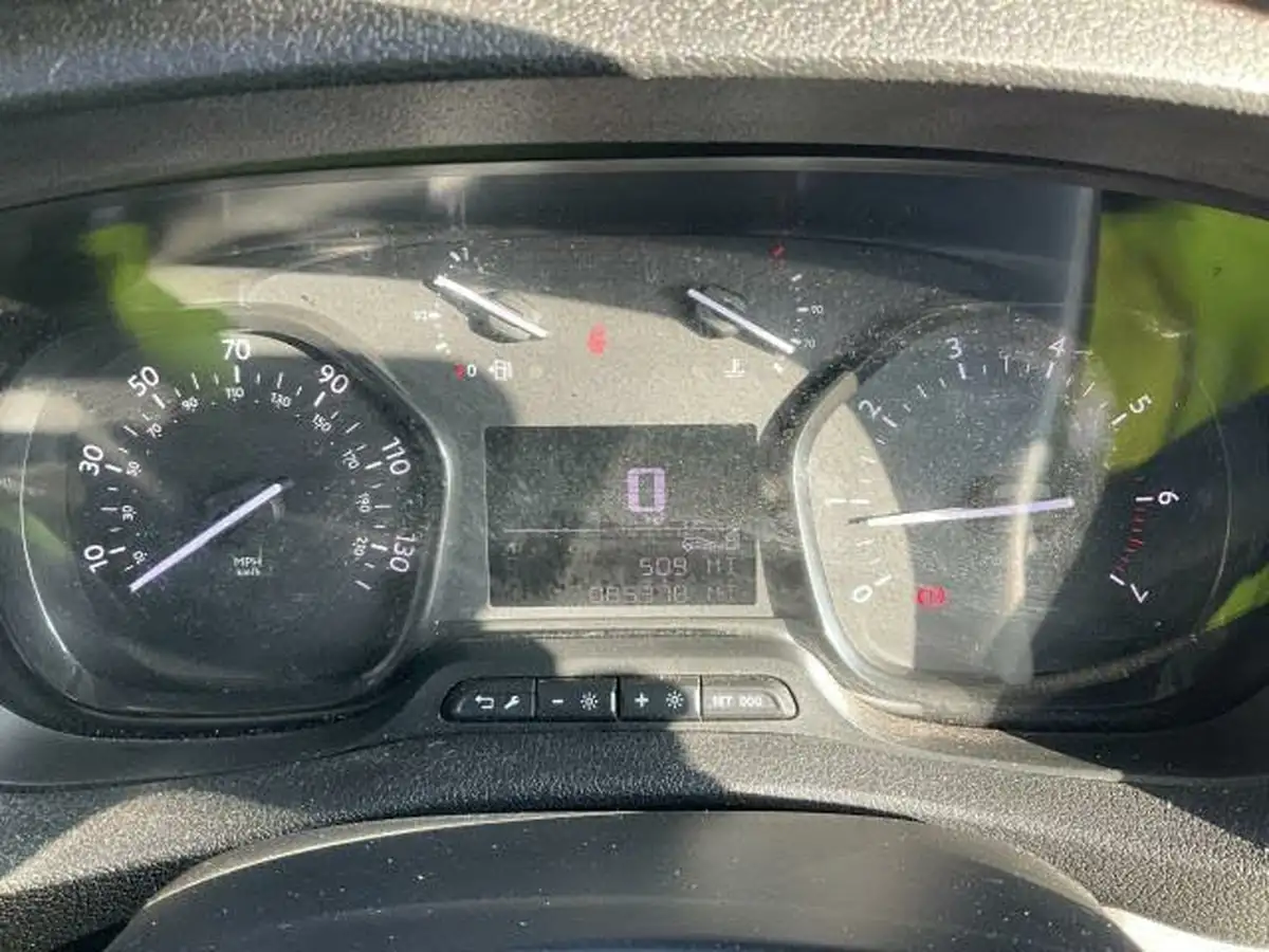 2020-peugeot-expert-20-bluehdi-professional-standard-1400-20-bluehdi-eu6d-crew-big-17