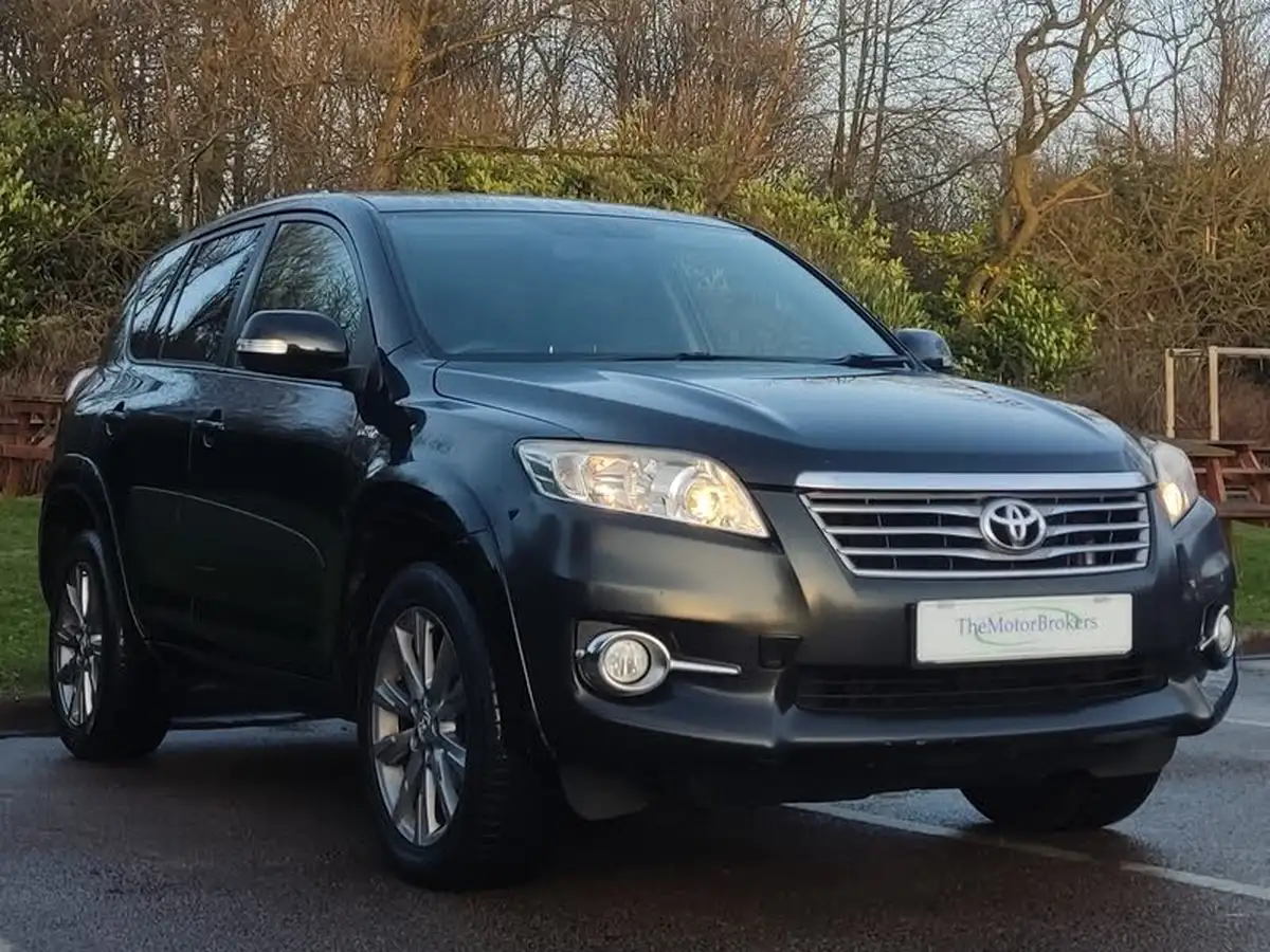 2012-toyota-rav4-22td-sr-150bhp-euro5-big-4