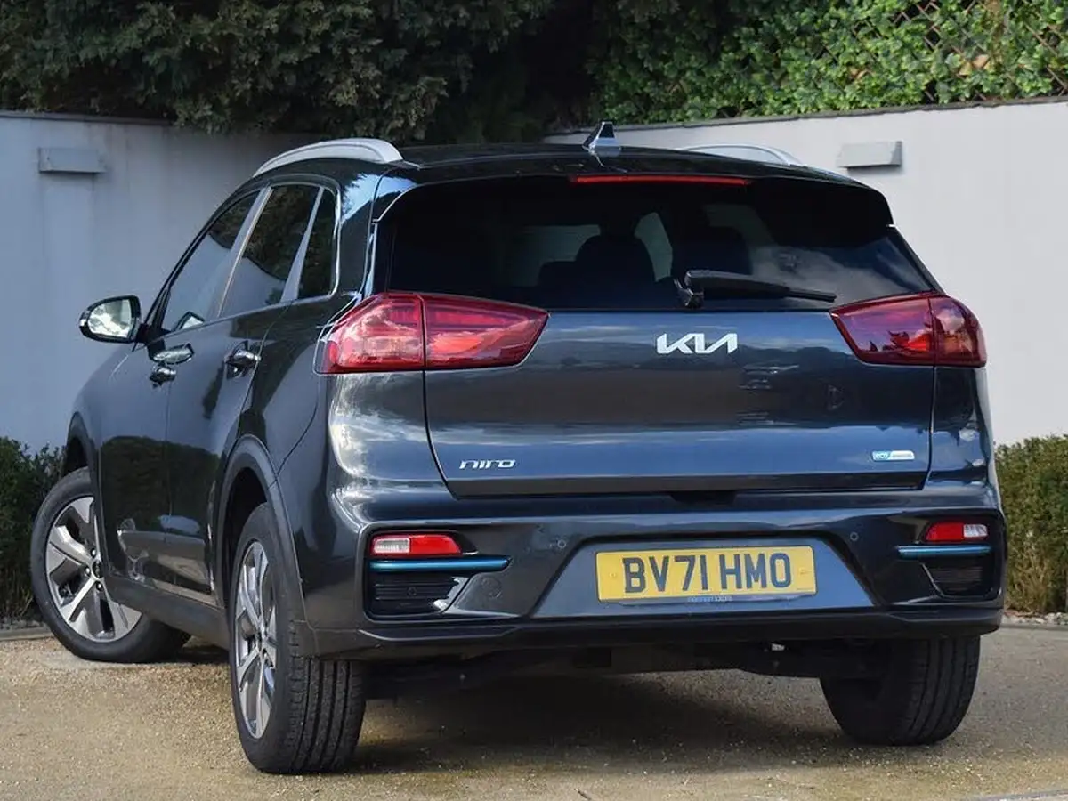 2022-kia-e-niro-ev-2-64-big-1