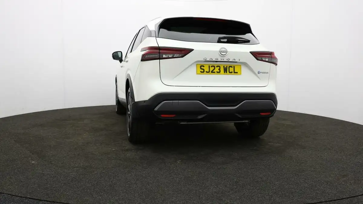 2023-nissan-qashqai-15-tekna-big-74
