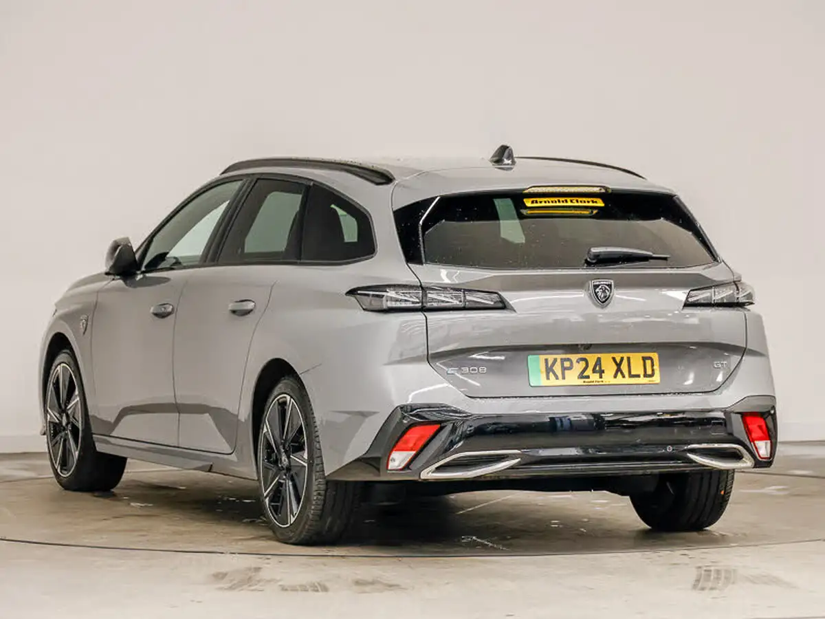2024-peugeot-308-sw-e-gt-big-1