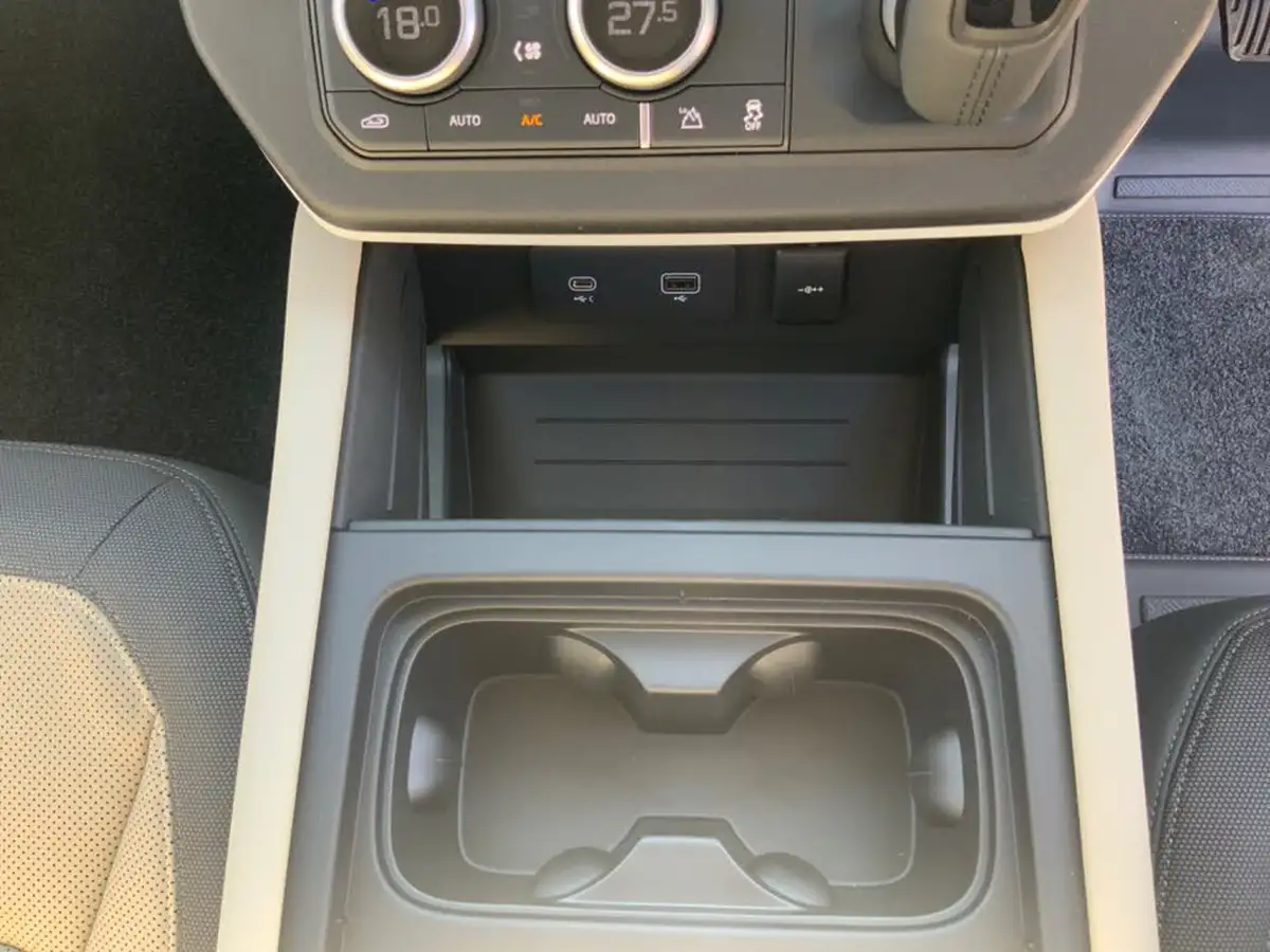 2024-land-rover-110-defender-30-d250-x-dynamic-hse-2996cc-big-25