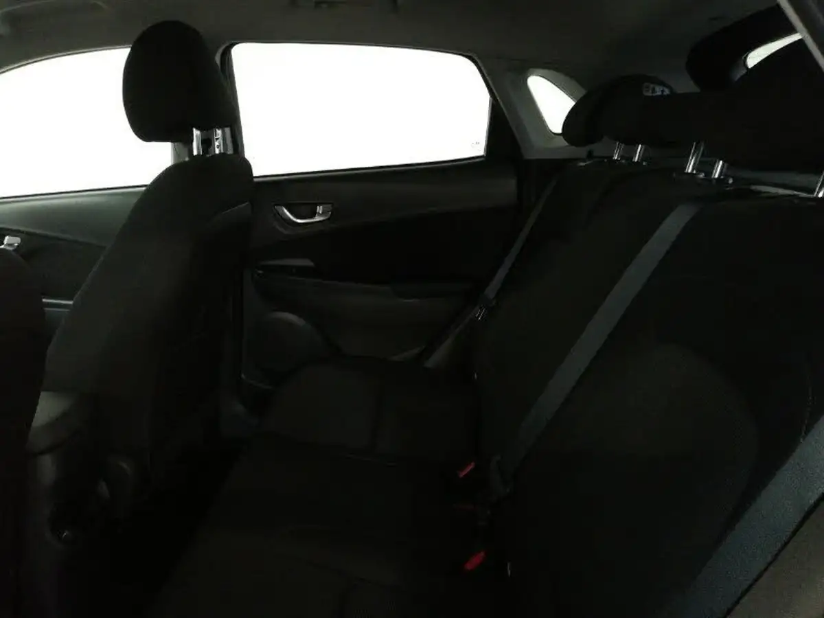 2022-hyundai-kona-16-gdi-premium-big-5