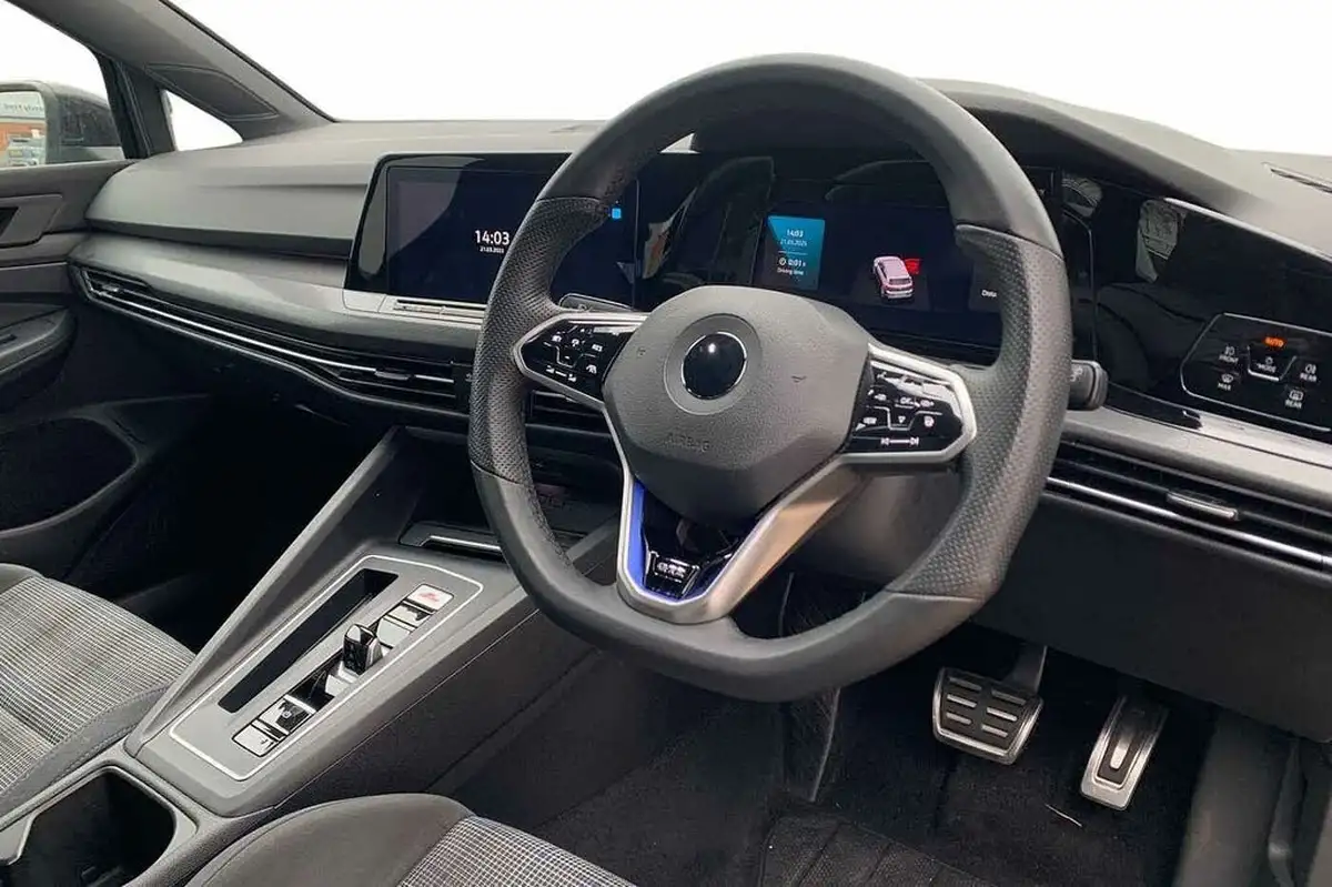 2021-volkswagen-golf-14-tsi-gte-big-5