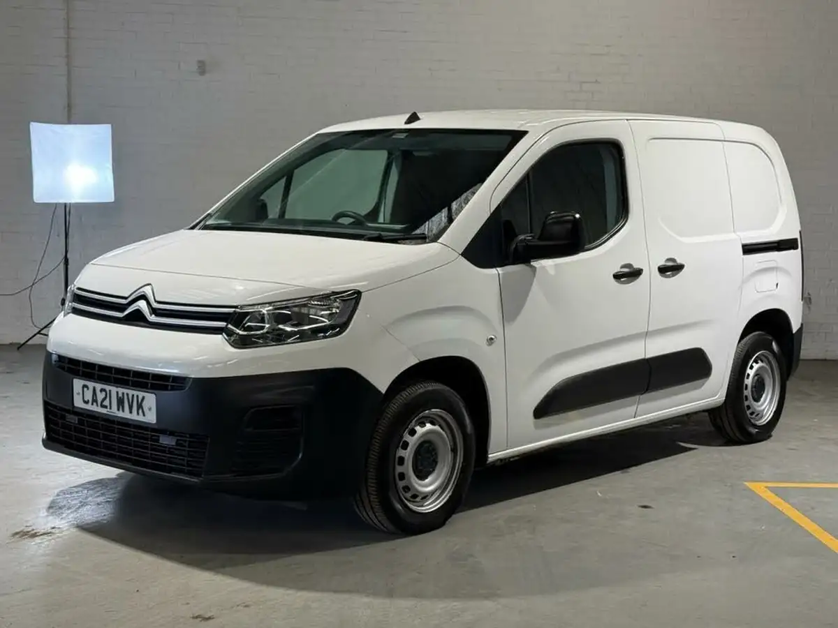 2021-citroen-berlingo-15bluehdi-650-x-panel-big-26