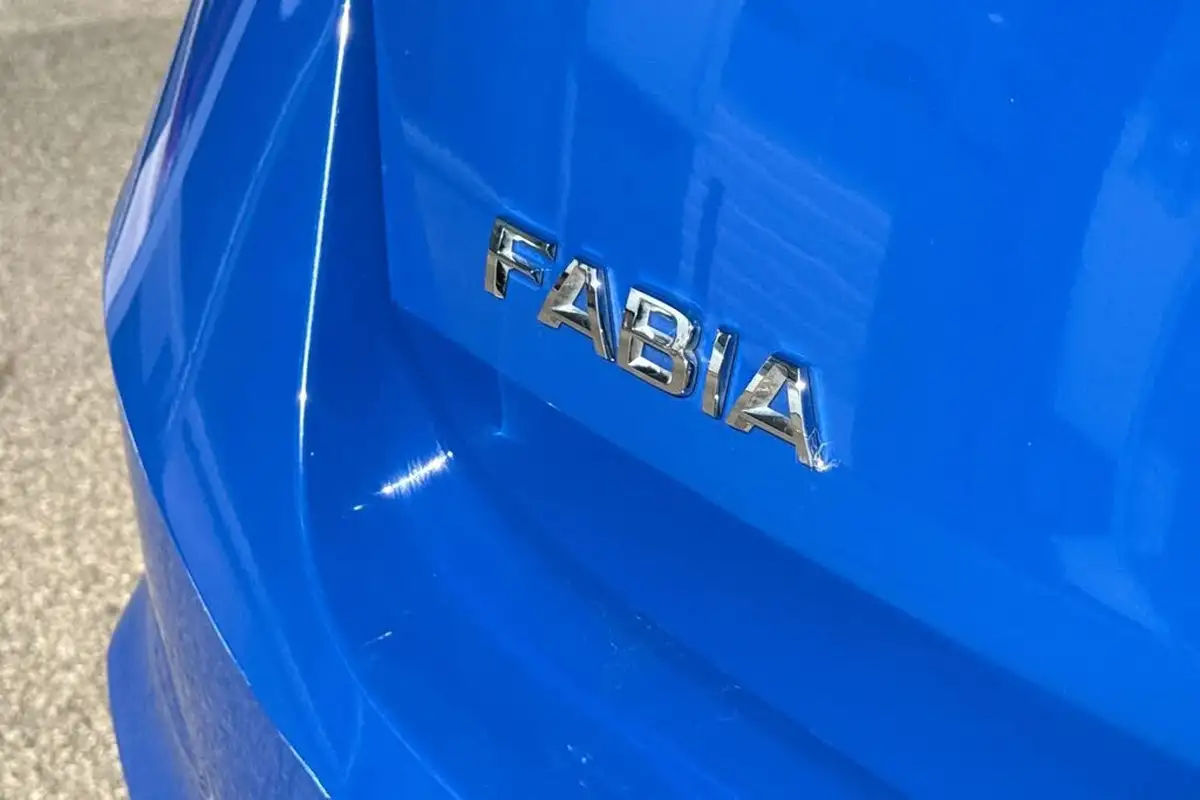 2022-skoda-fabia-10-tsi-se-l-109ps-hatchback-big-24