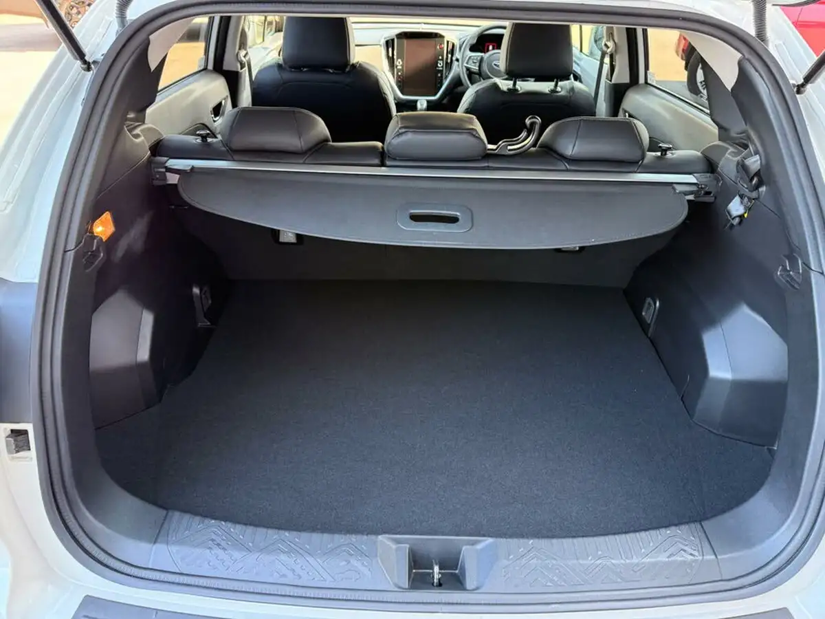 2024-subaru-crosstrek-20i-e-boxer-touring-big-8