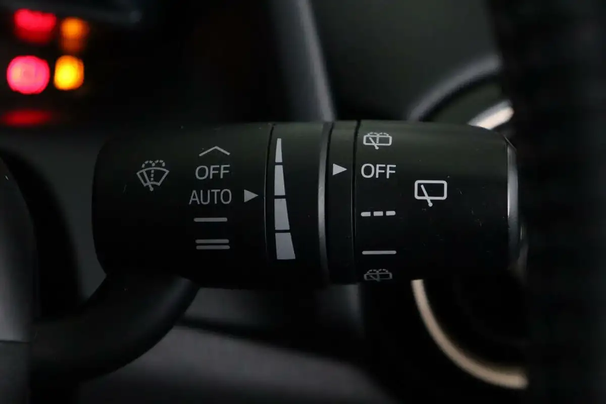 2019-mazda-mazda2-15-gt-sport-nav-115ps-big-20