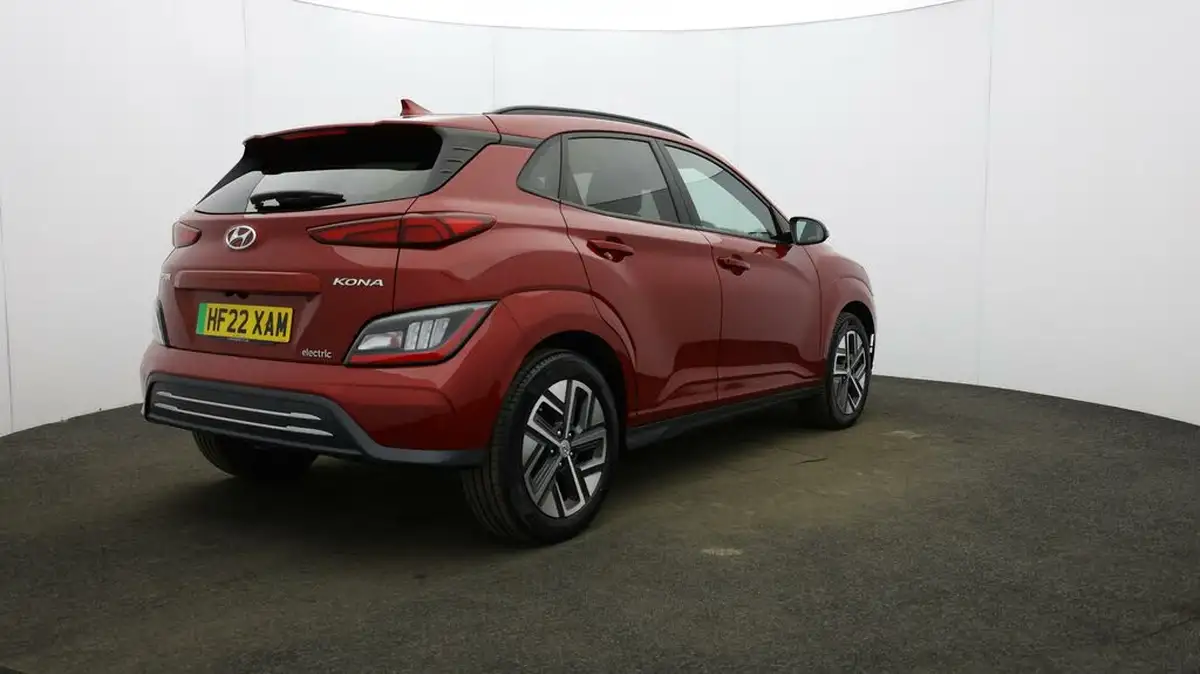 2022-hyundai-kona-e-premium-204ps-64kwh-7kw-obc-big-48