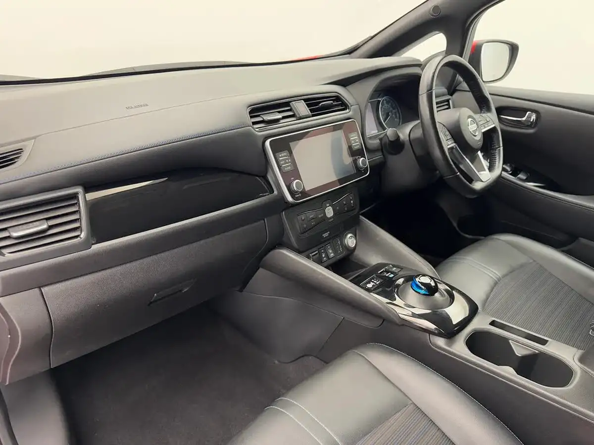 2021-nissan-leaf-e-n-connecta-big-13