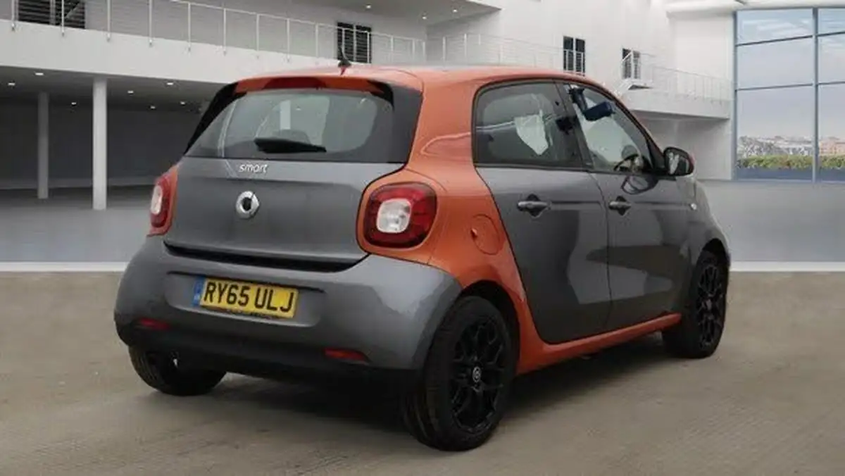 2015-smart-forfour-10-edition-1-big-3