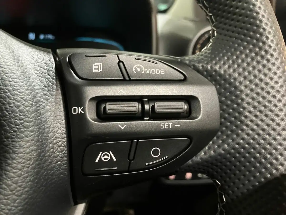 2025-kia-picanto-12-gt-line-s-auto-seq-big-20