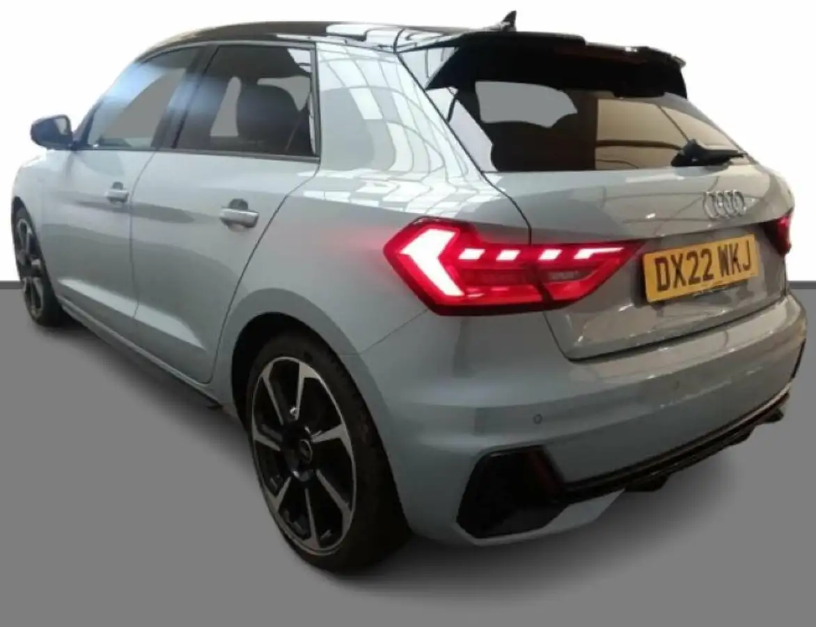 2022-audi-a1-10-25-tfsi-black-edition-s-tronic-big-2