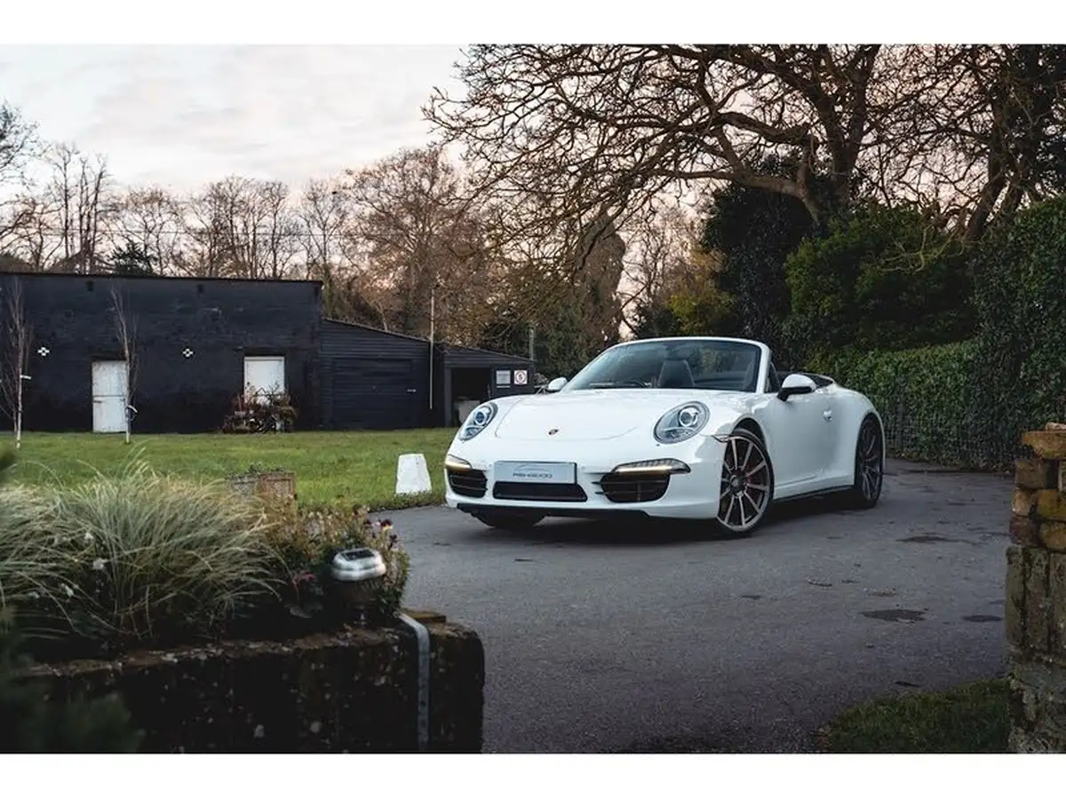 2013-porsche-911-38-carrera-4-s-cabriolet-pdk-big-1