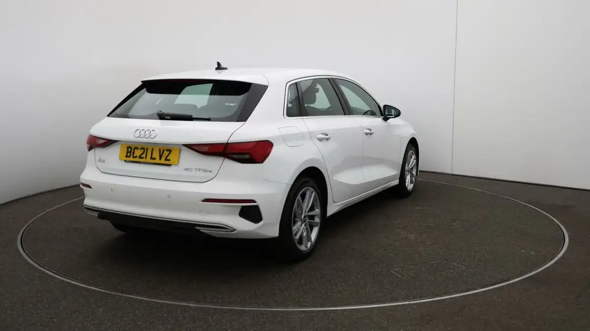 2021-audi-a3-14-40-tfsi-e-sport-big-47