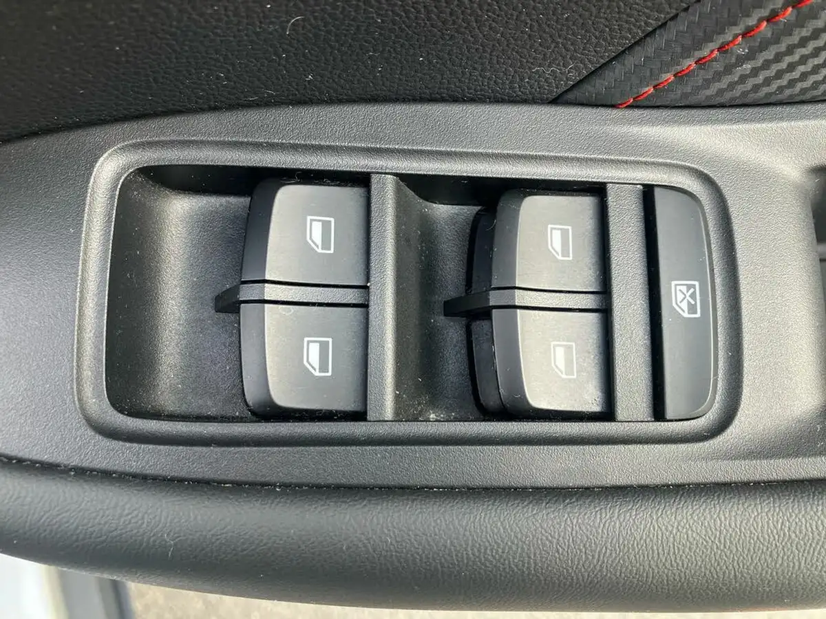 2022-mg-zs-suv-10t-gdi-exclusive-big-17