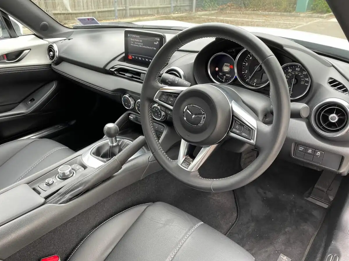 2023-mazda-mx-5-15-exclusive-line-rf-big-14