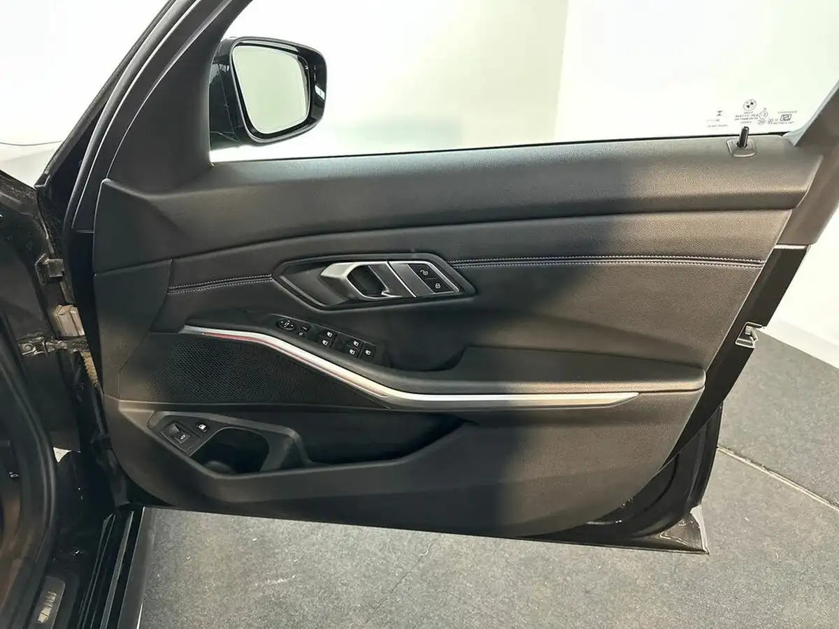 2022-bmw-3-series-20-330e-m-sport-touring-5d-big-16