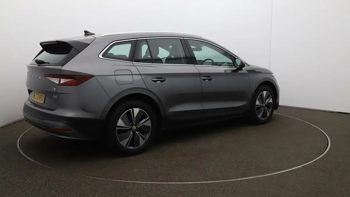 2022-skoda-enyaq-e-60-big-45