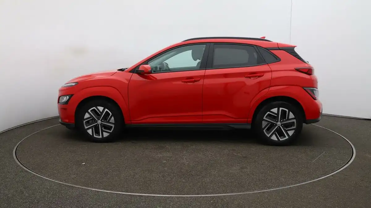 2022-hyundai-kona-e-ultimate-big-57