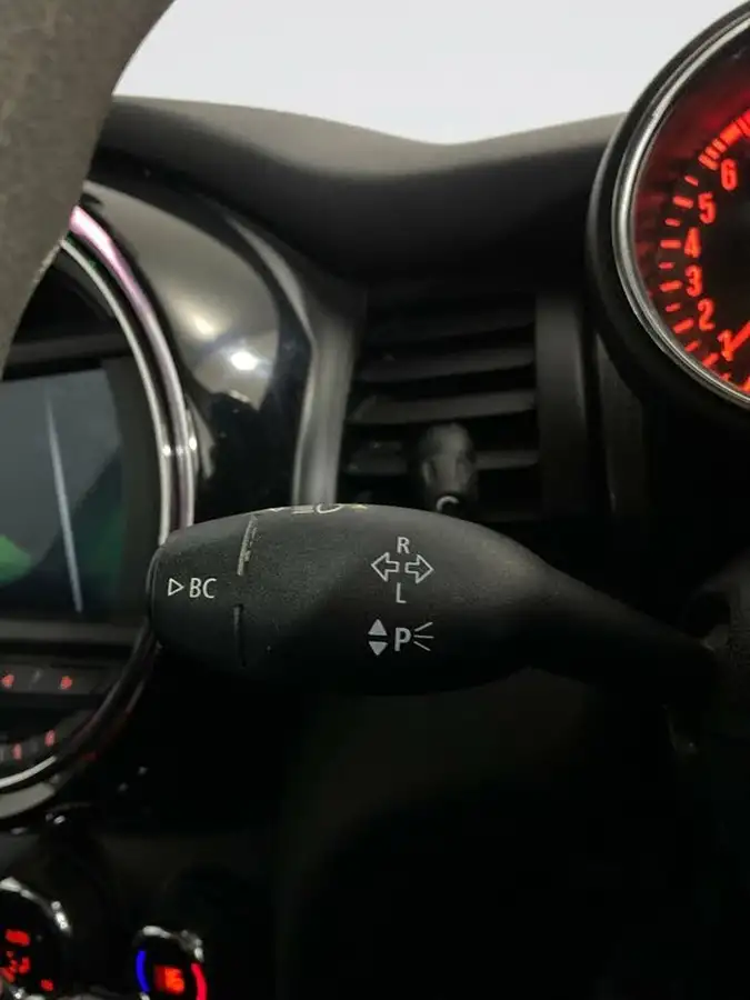 2019-mini-cooper-15-cooper-classic-hatchback-5d-big-15