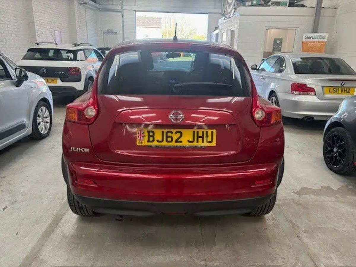 2012-nissan-juke-16-acenta-premium-16v-1598cc-big-5
