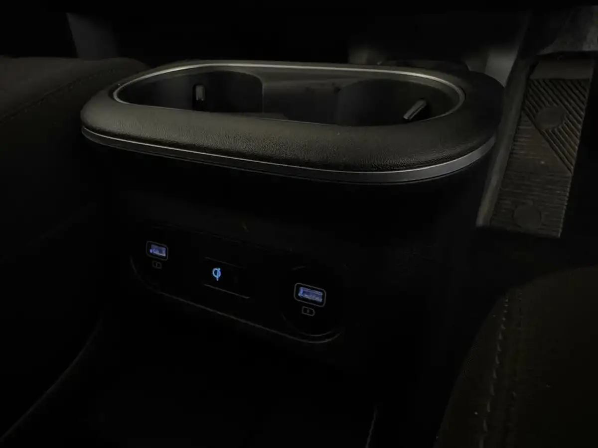 2022-hyundai-ioniq-5-e-se-connect-big-30
