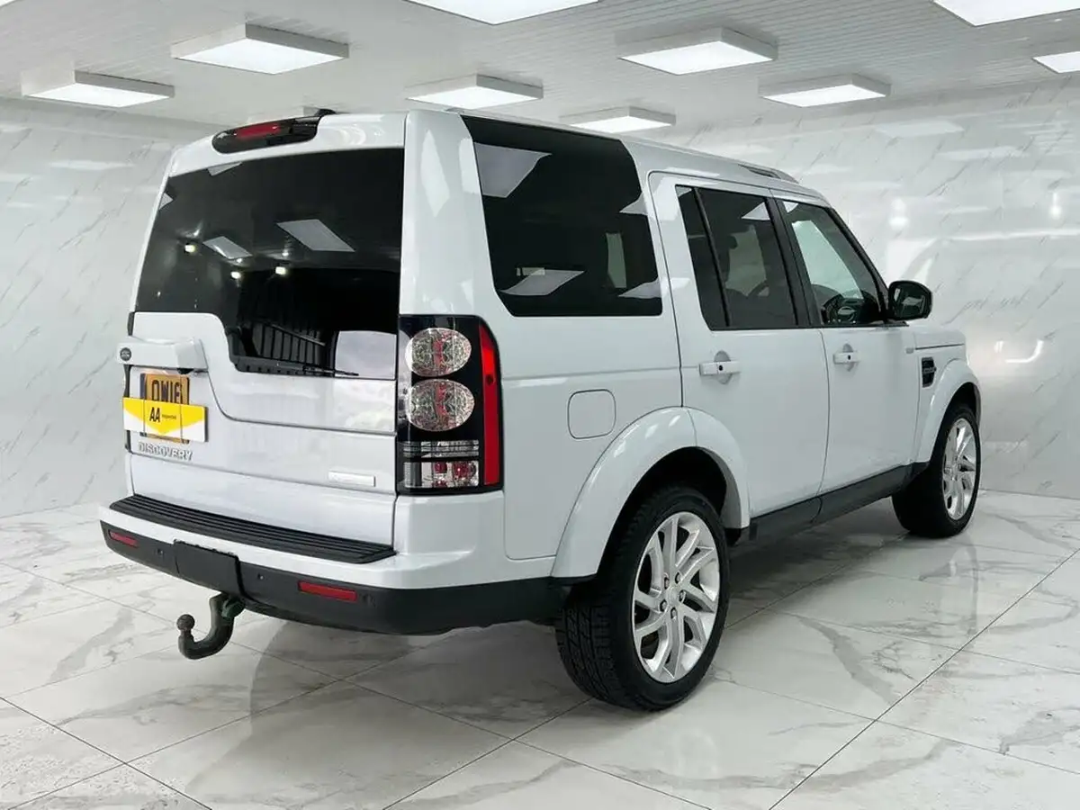 2016-land-rover-discovery-4-30-sd-v6-landmark-big-8