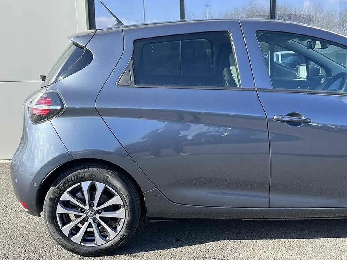 2022-renault-zoe-e-gt-line-big-6
