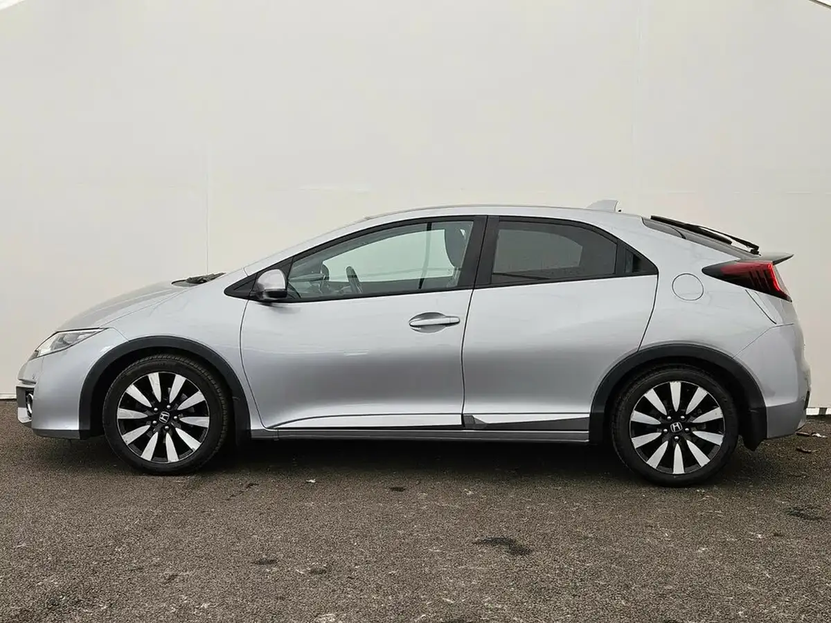 2017-honda-civic-18-i-vtec-sr-dasp-hatchback-auto-big-9