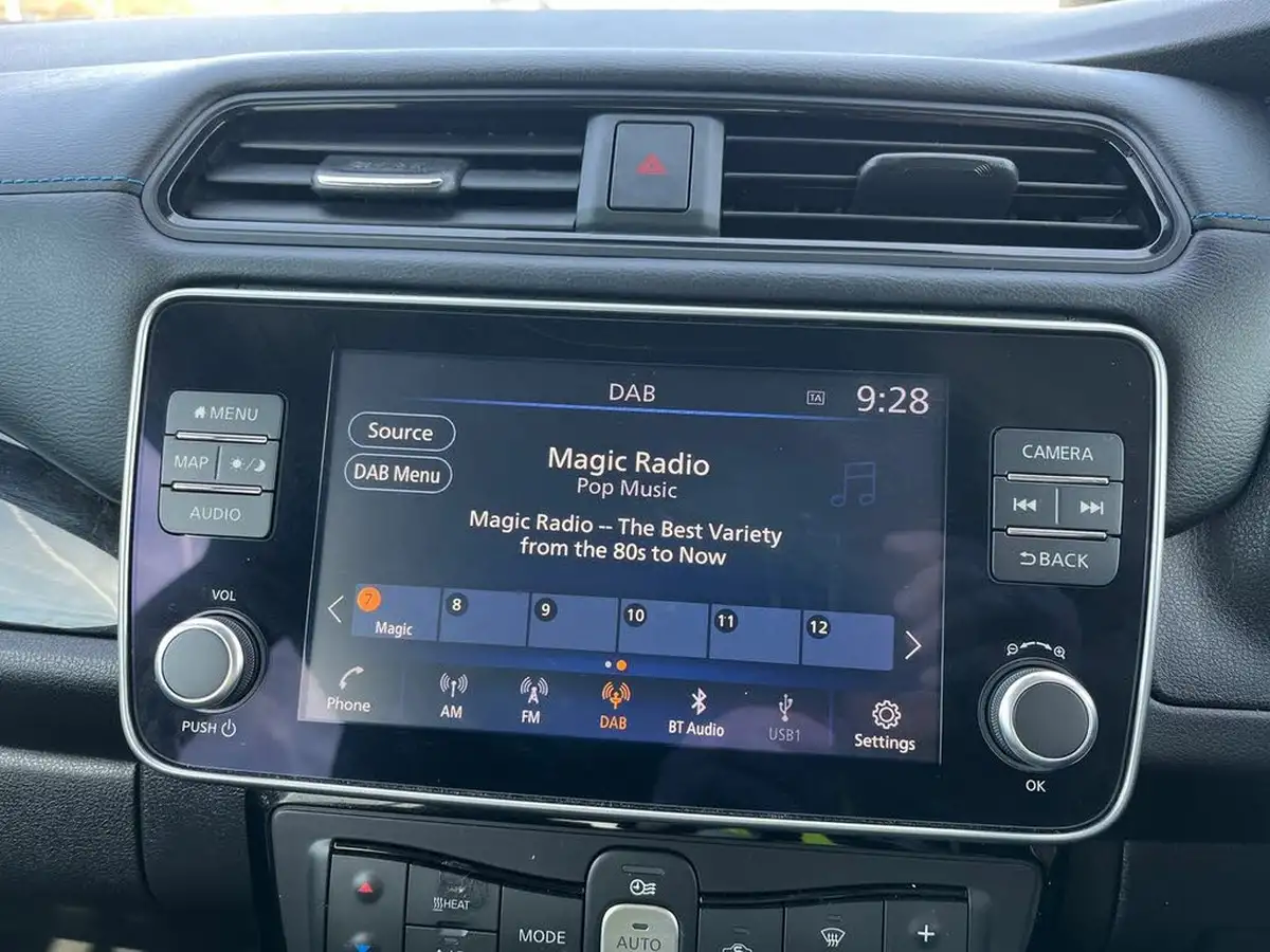 2023-nissan-leaf-e-n-connecta-39kwh-big-24