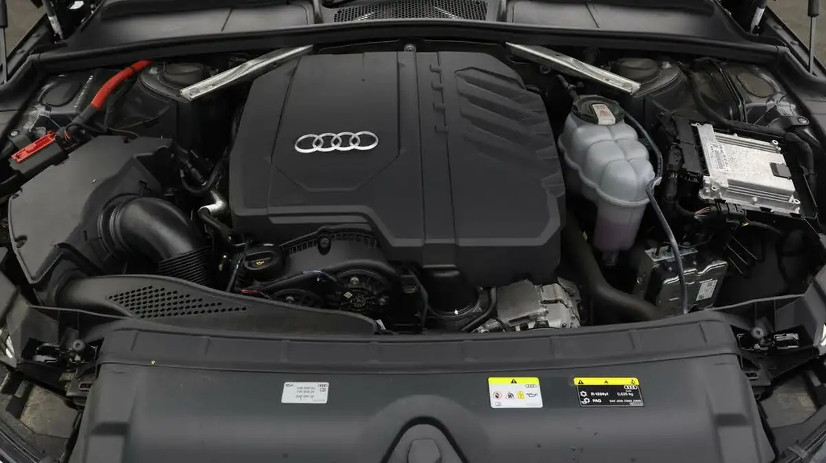 2022-audi-a4-20-35-tfsi-black-edition-s-tronic-big-18