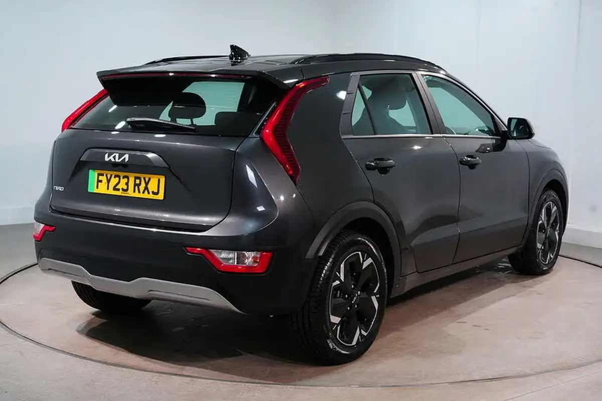 2023-kia-niro-ev-e-2-big-7
